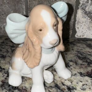 Lladro “Present Pup” Figurine